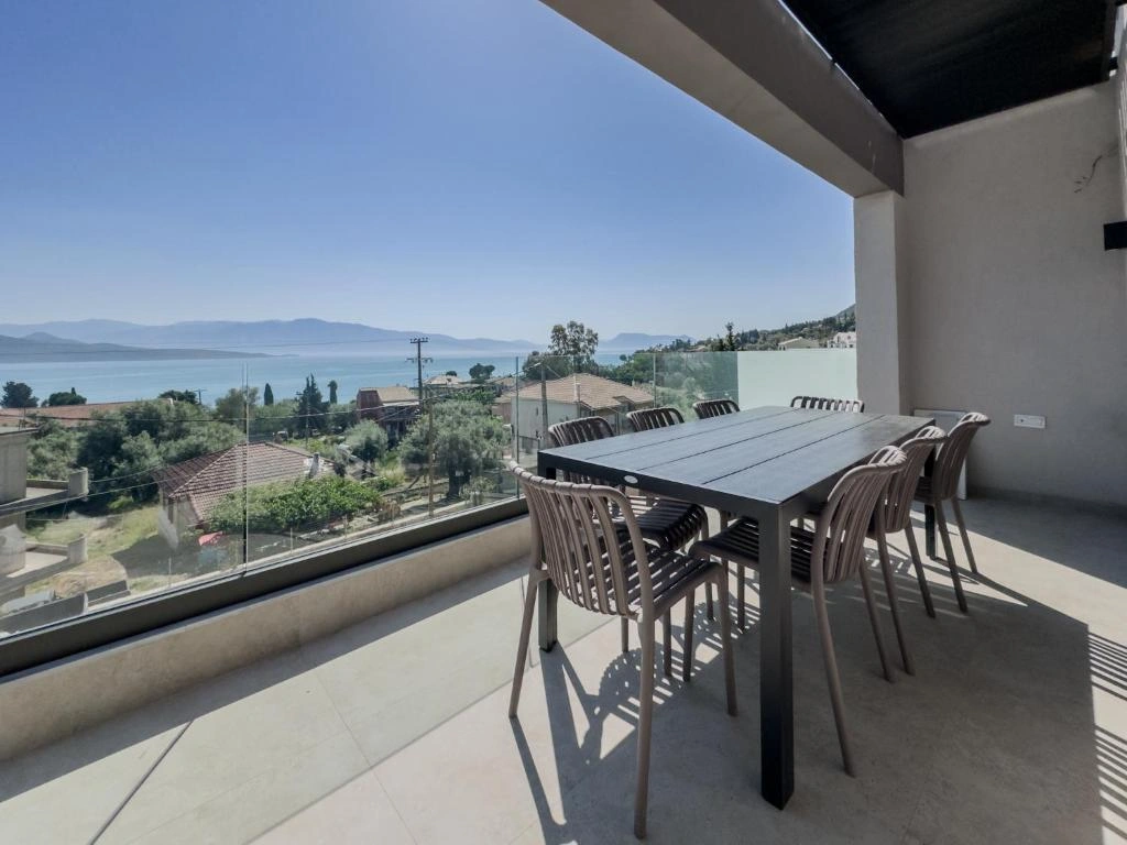 Suite 7 - Gallery 12